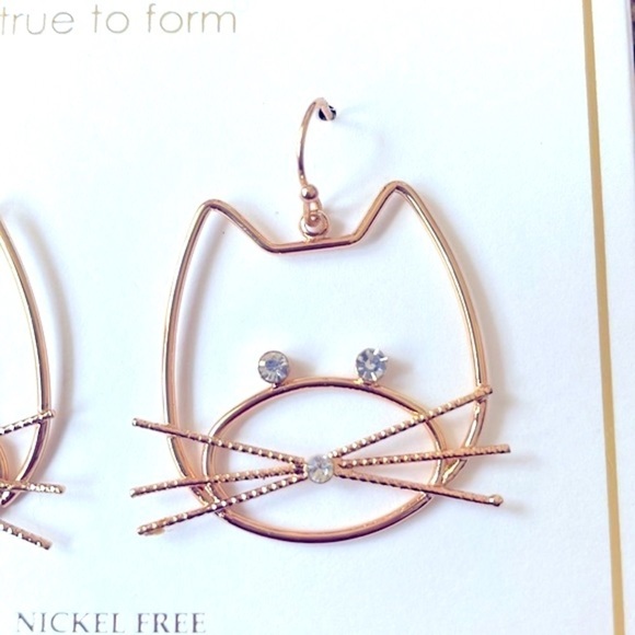 Brand New True to Form Nickel Free Gold Tone Kitty Cat w/ Rhinestone Eyes & Nose - Picture 3 of 9